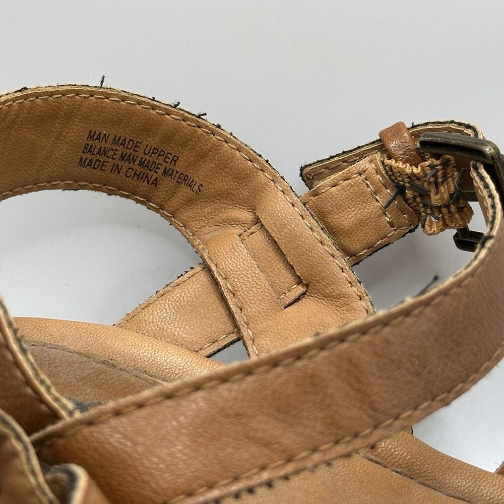 B.O.C Sandals Women Size 7M Tan Faux Leather Platform Wedge Heel Comfort Shoes - Picture 8 of 11